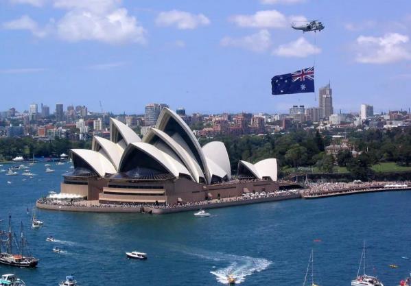 80%澳洲学府重设线下课程,留澳人赴澳准备全清单保存