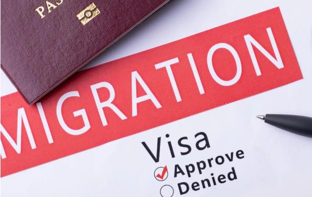 旧签证过期了，新签证还没批，拿什么留在澳洲？过桥签证知多少