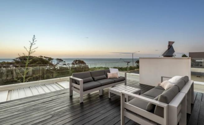 在墨尔本买一个有水景的房子，你会愿意支付多少溢价？