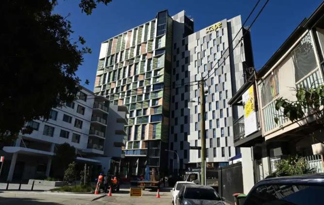 留学生租房需求旺盛，学生公寓租金比疫情前的高出10%