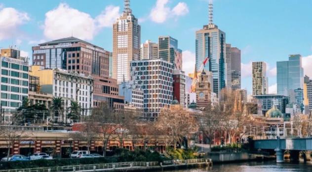  墨尔本中央商务区人流回归 零售物业开始复苏