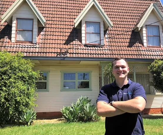 惊了，澳洲男子坐拥78套房产！周租收入3.3万刀，“明年买到100套”