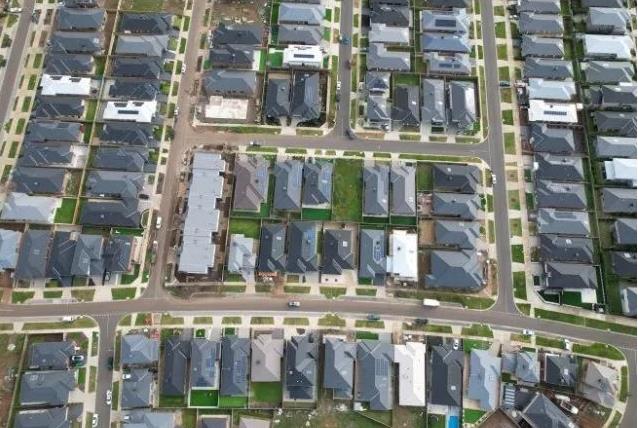  澳洲首置业首付增长近50%！越来越多父母向孩子施援