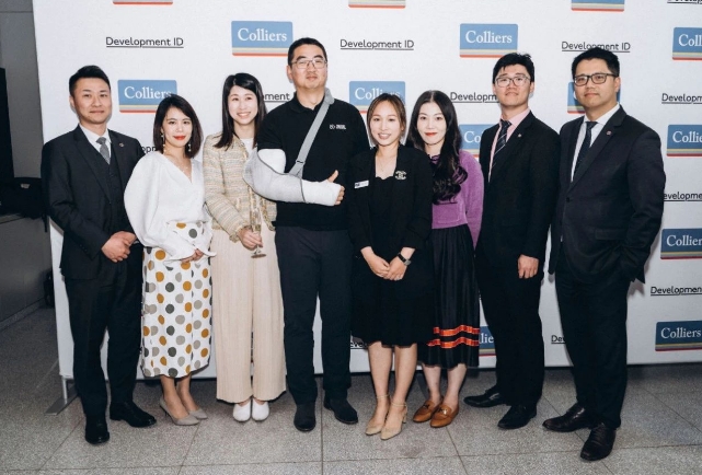 【公司·新闻】JINDING荣获Colliers年终庆典两项重要奖项，展现实力