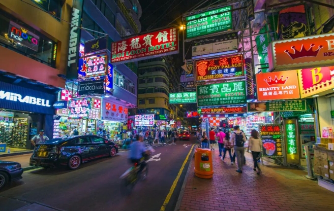香港身份：理解移居港澳的路径与条件