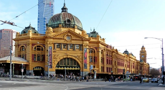 【澳洲·项目】Melbourne Square业主分享：三房公寓短租租金亮眼，一晚高达1,810澳币！