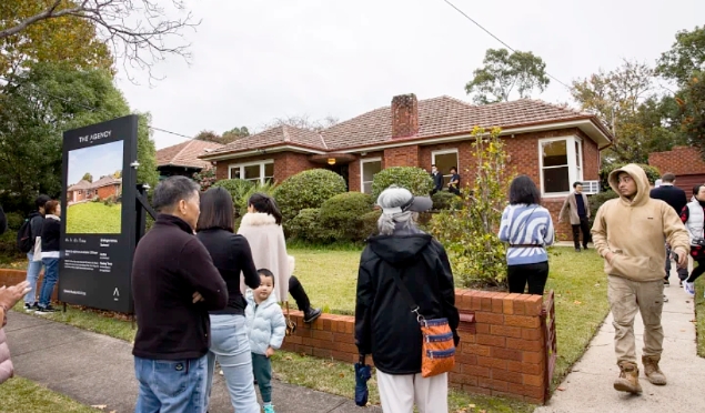 悉尼房价高企：可负担城区锐减，购房者被迫转向远郊和单元房