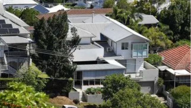 租房者和首置业者面临严峻住房市场：经济学家警示“尖峰时刻”来临