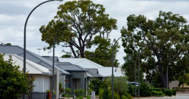 珀斯房市热度空前，打折房源数量创20年新低