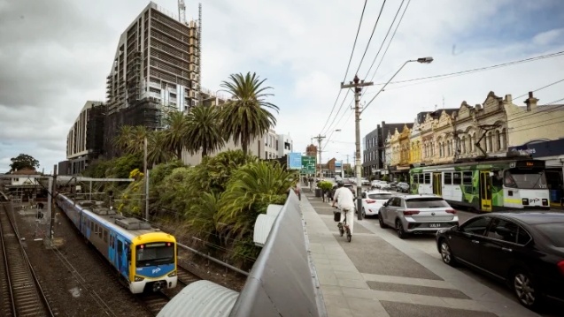 墨尔本郊区转型：50个新区的城市更新计划