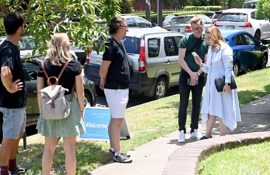 澳洲房产市场：明星投资与市场挑战