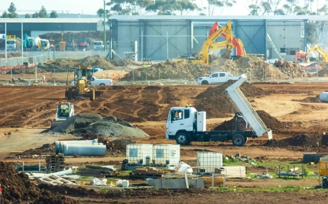 【澳洲·新闻】布里斯班建设热潮推高成本，为投资者带来新机遇