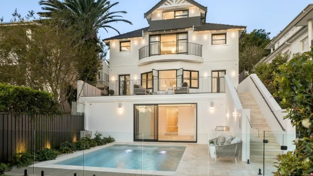 只差“一辆车”的顶豪：Bellevue Hill离千万澳元中位价只差临门一脚