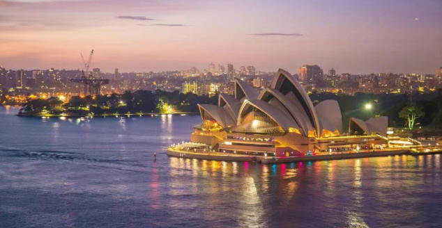 https://scms.jindingaus.com/四口之家、预算有限也能移民？2025澳洲「低成本四条路」全解析