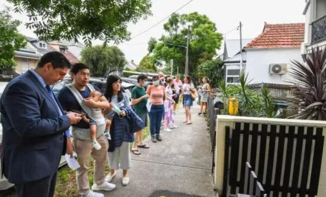“供应不足”并非是房价飙升的原因