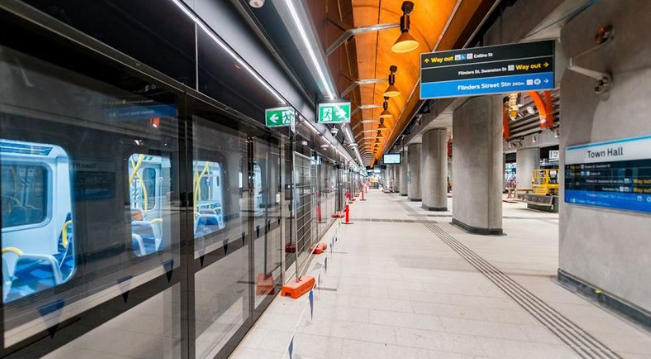 墨尔本Town Hall地铁站竣工，八年工程年底迎客