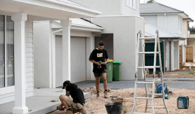 住房建设摆脱十年滞缓困境，速度首次加快