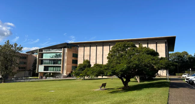 留服“大扫除”：270所海外院校被除名，澳洲两所大学上榜