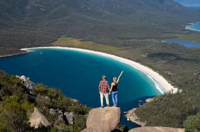 2025年12月澳洲旅行终极指南：8大必去目的地+避坑攻略