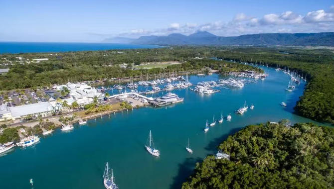 2025年12月澳洲旅行终极指南：8大必去目的地+避坑攻略