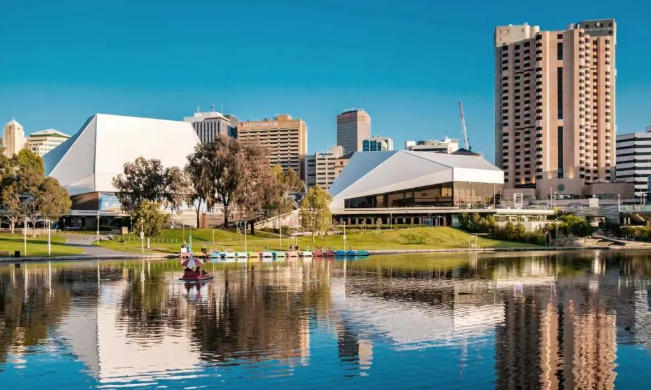 2025年12月澳洲旅行终极指南：8大必去目的地+避坑攻略