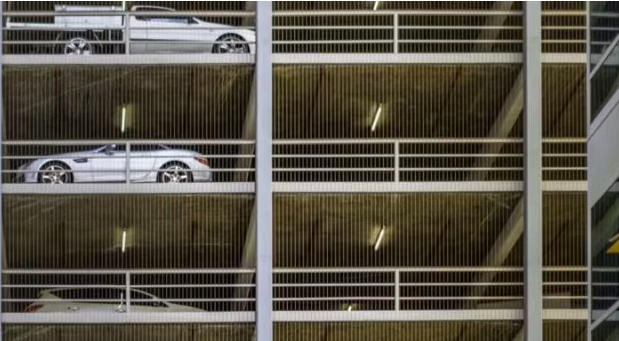 没有墙、没有窗，也能叫“房地产”？——悉尼六位数车位爆火