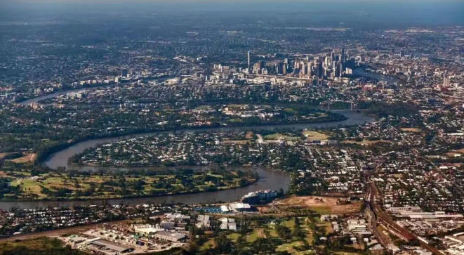 2025楼市“复盘”:三次降息托市、通胀成绊脚石,2026年还能涨8%吗?