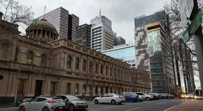 抄底墨尔本，选公寓还是选别墅？