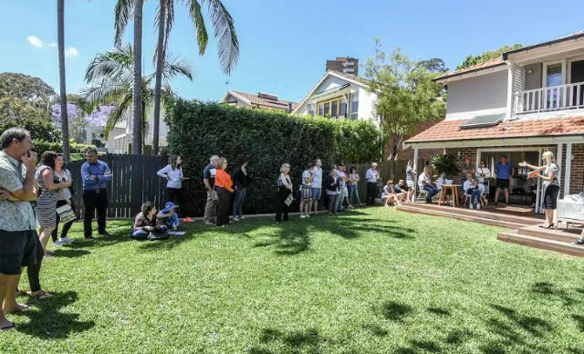 悉尼楼市呈现"双速格局"：高端区域领涨，首次购房者涌向可负担地带