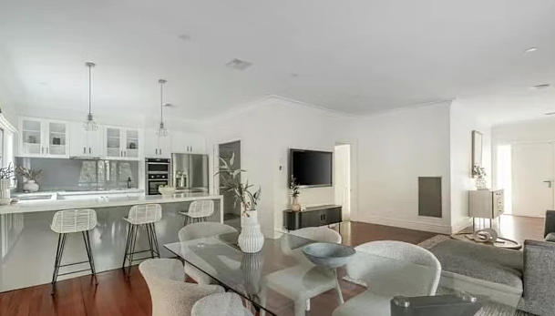 加息倒计时触发市场抢跑：澳洲拍卖量激增3倍，清盘率创两月新高