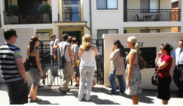  布里斯班领跑2026澳洲房市：入门级门槛反超悉尼，区域分化加剧