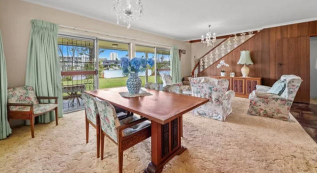 黄金海岸"时间胶囊"房产引爆竞拍:121年持有史物业以454万澳元总价成交