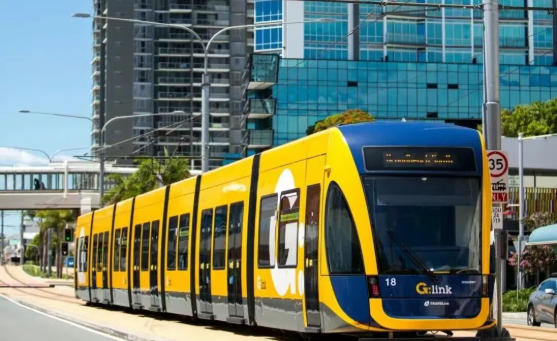 【黄金海岸公寓】Monarch Place