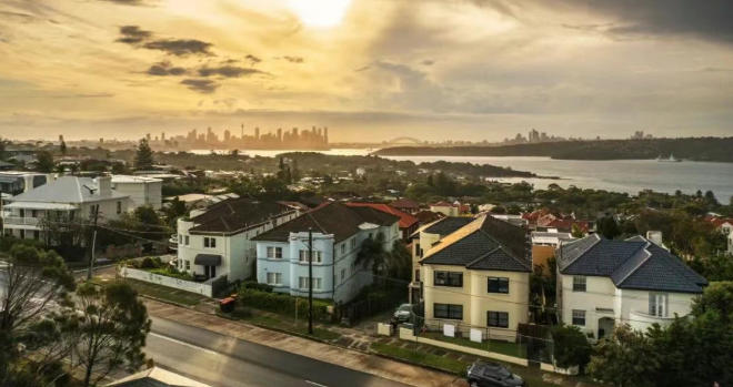 澳洲房市格局逆转：布里斯班、珀斯、阿德莱德涨势放缓，悉尼墨尔本2027年或重领跑